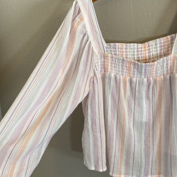 BCBGENERATION - pastel striped long sleeve blouse - NWT - Picture 4 of 10